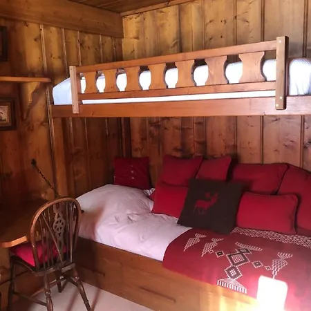 Chalet De L'aiguille 샬레 *